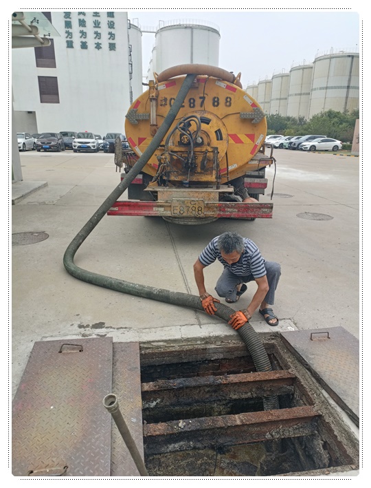 浉河隔油池清掏