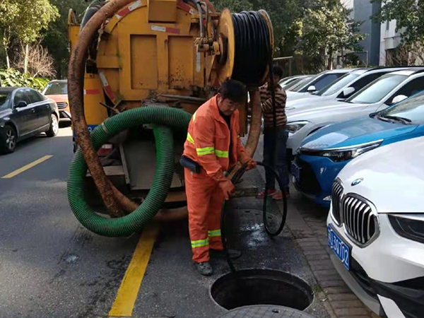 浉河排污管道清淤